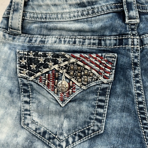 Miss Me Mid-Short Size 28 - Picture 7 of 14